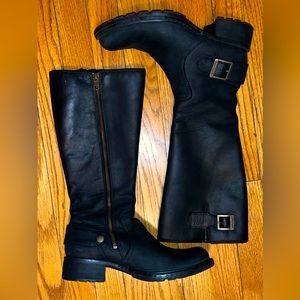 TIMBERLAND WOMEN’S BLACK KNEE-HIGH BOOTS WITH LUG SOLE (WATERPROOF)